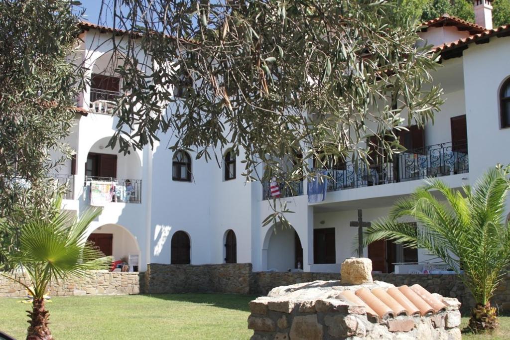 Vour 52 Apartment Vourvourou Luaran gambar