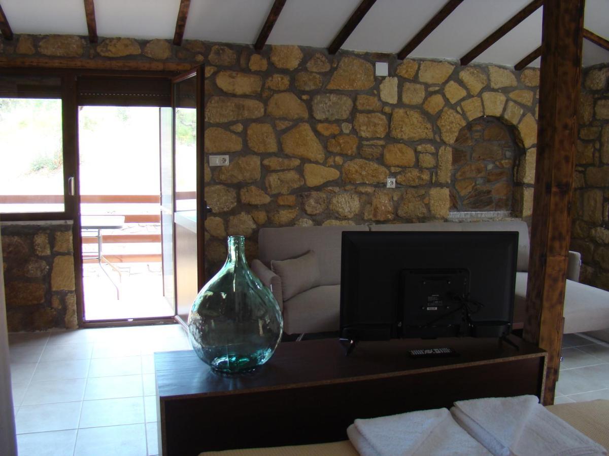 Vour 52 Apartment Vourvourou Luaran gambar