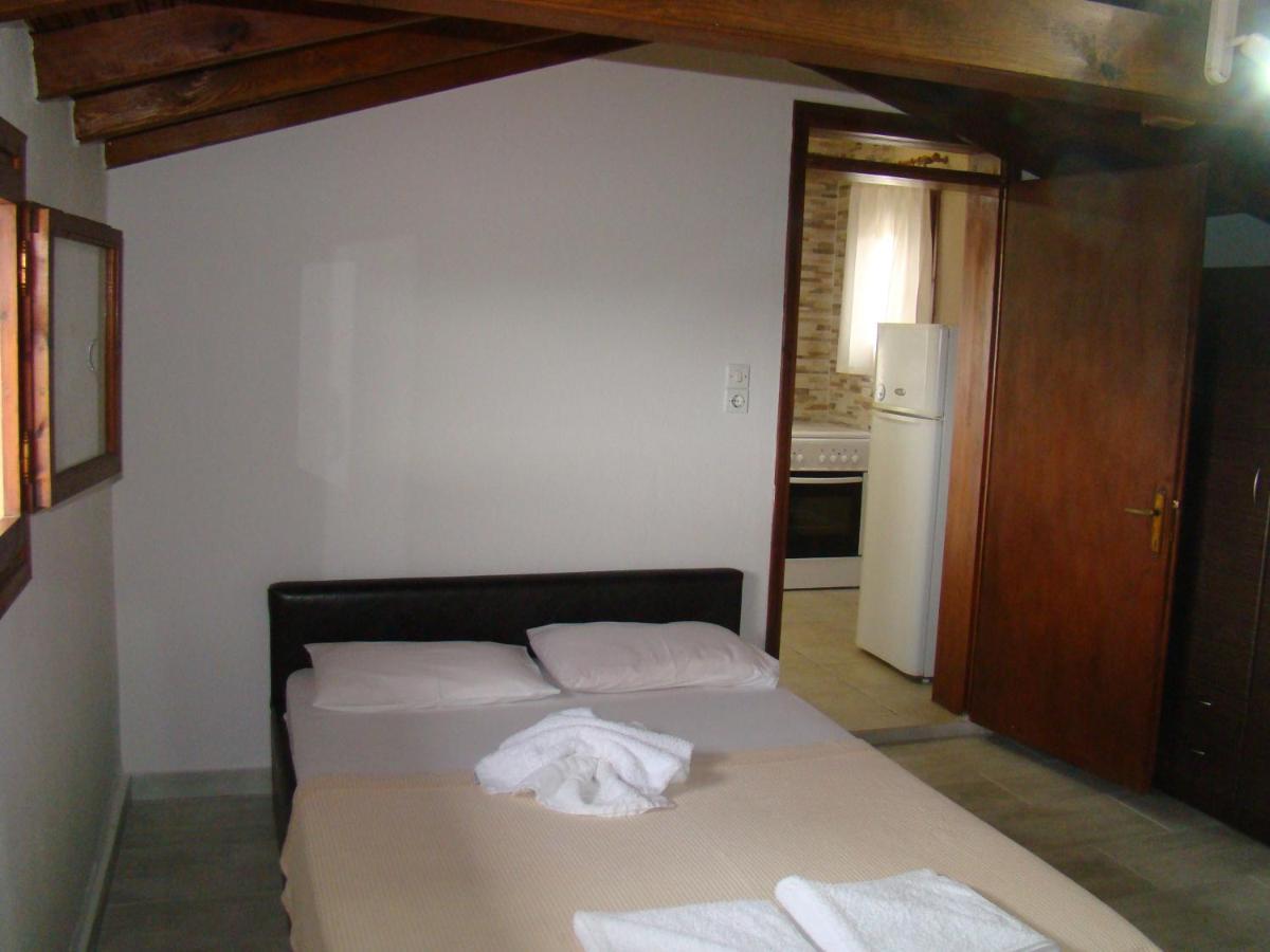 Vour 52 Apartment Vourvourou Luaran gambar