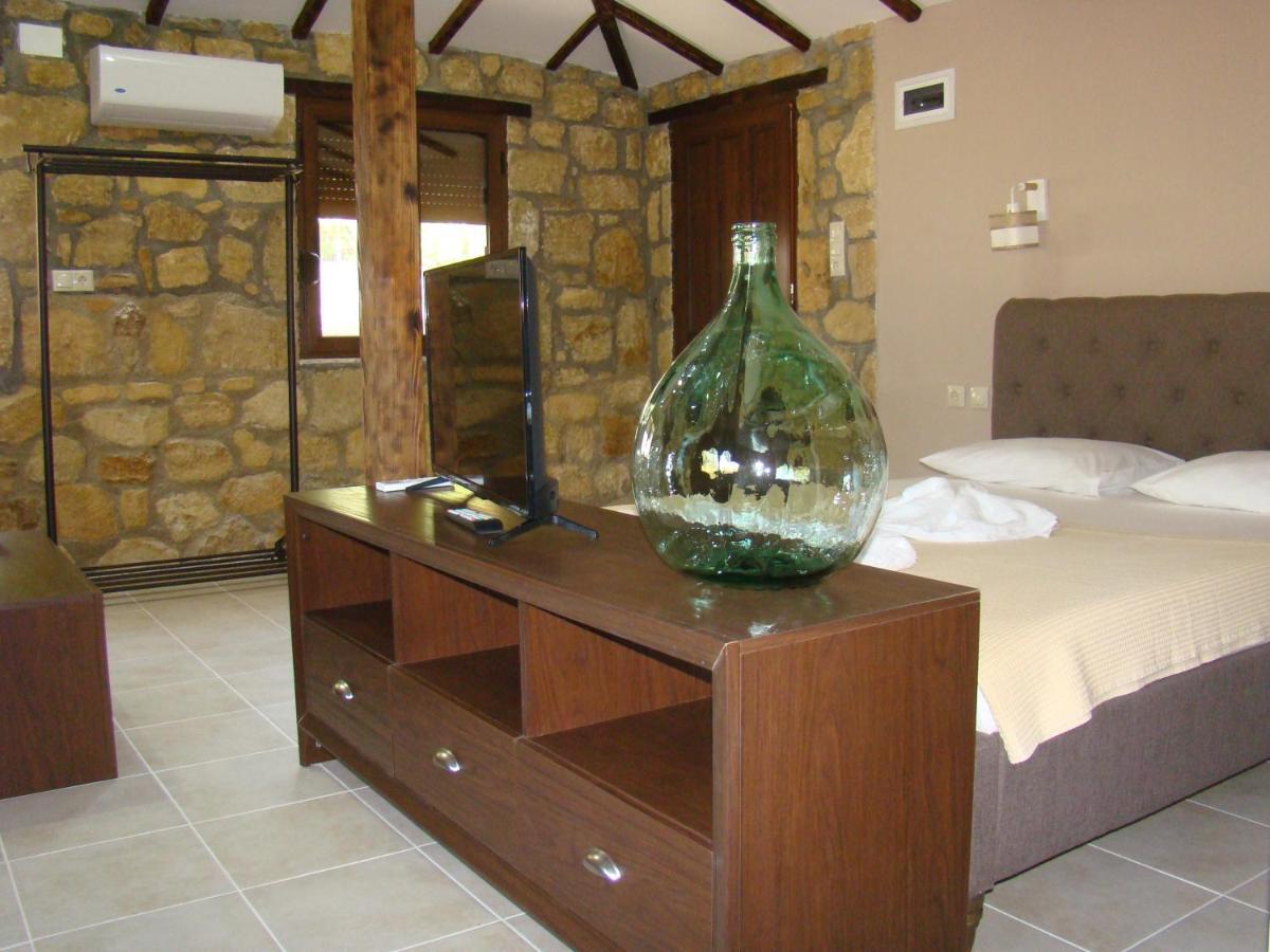 Vour 52 Apartment Vourvourou Luaran gambar