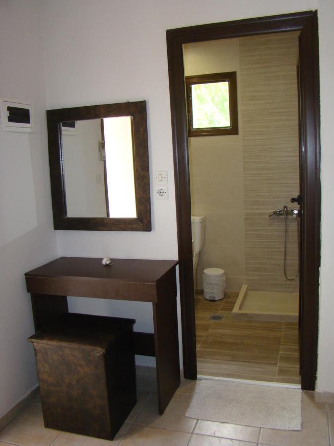 Vour 52 Apartment Vourvourou Luaran gambar