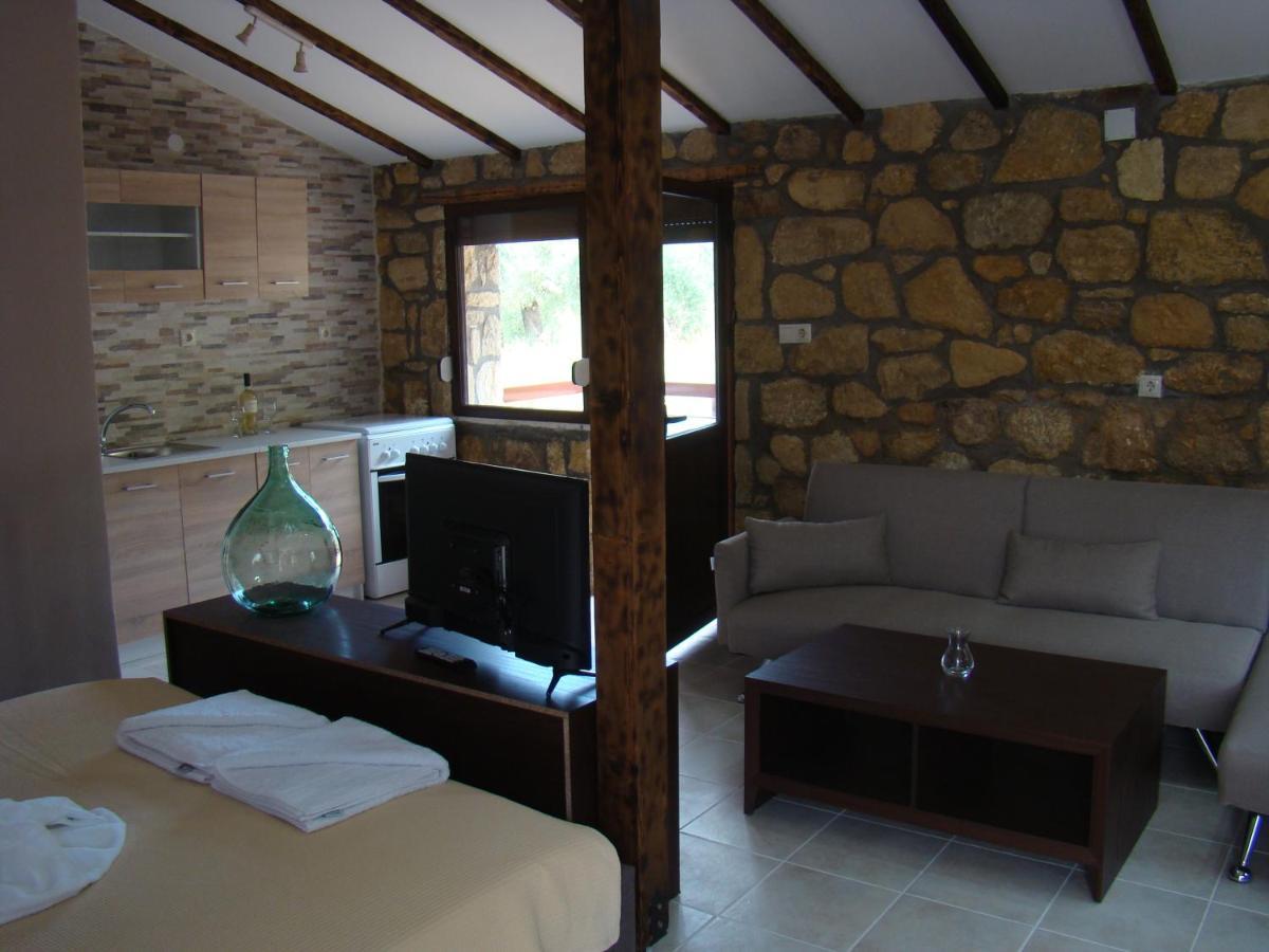 Vour 52 Apartment Vourvourou Luaran gambar