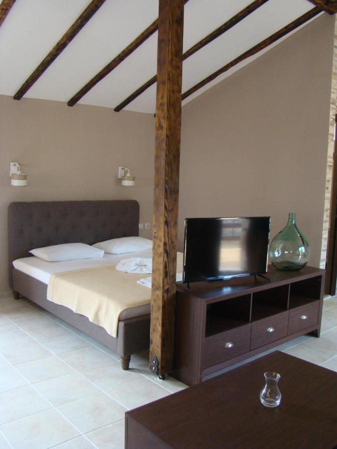 Vour 52 Apartment Vourvourou Luaran gambar